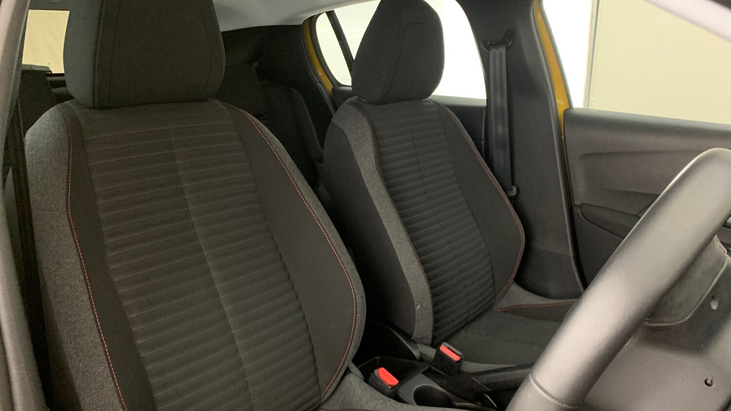 Used Peugeot 208 2023 for sale - 76372188: Photo 42