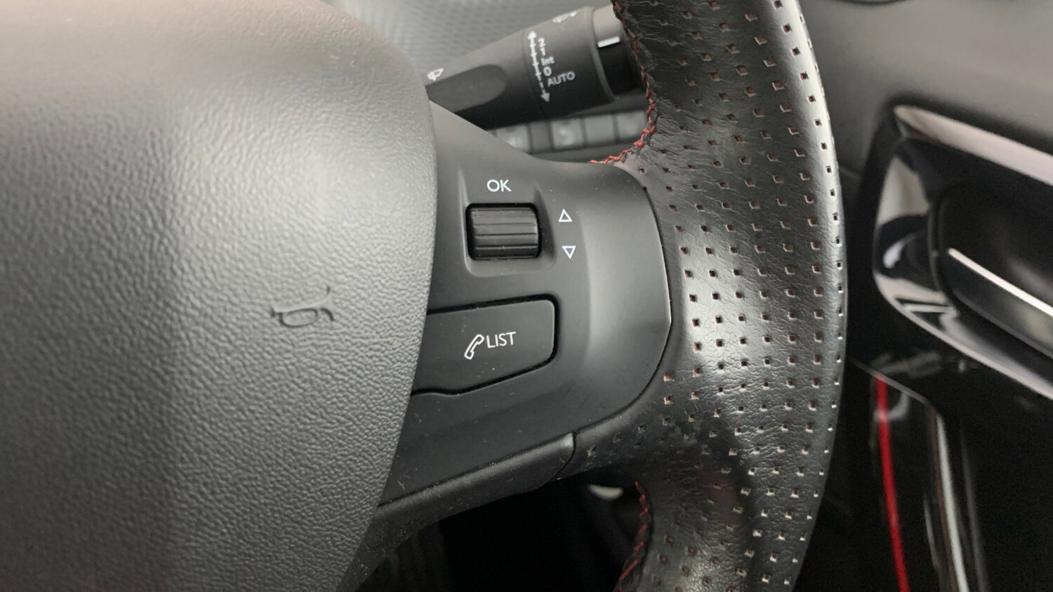 Used Peugeot 2008 2019 for sale - 76139396: Photo 18