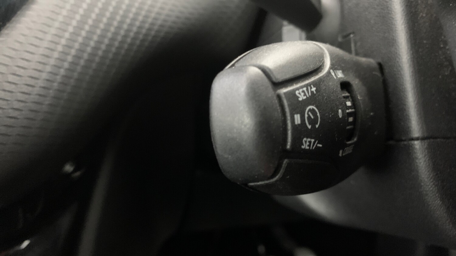 Used Peugeot 2008 2019 for sale - 76139396: Photo 36