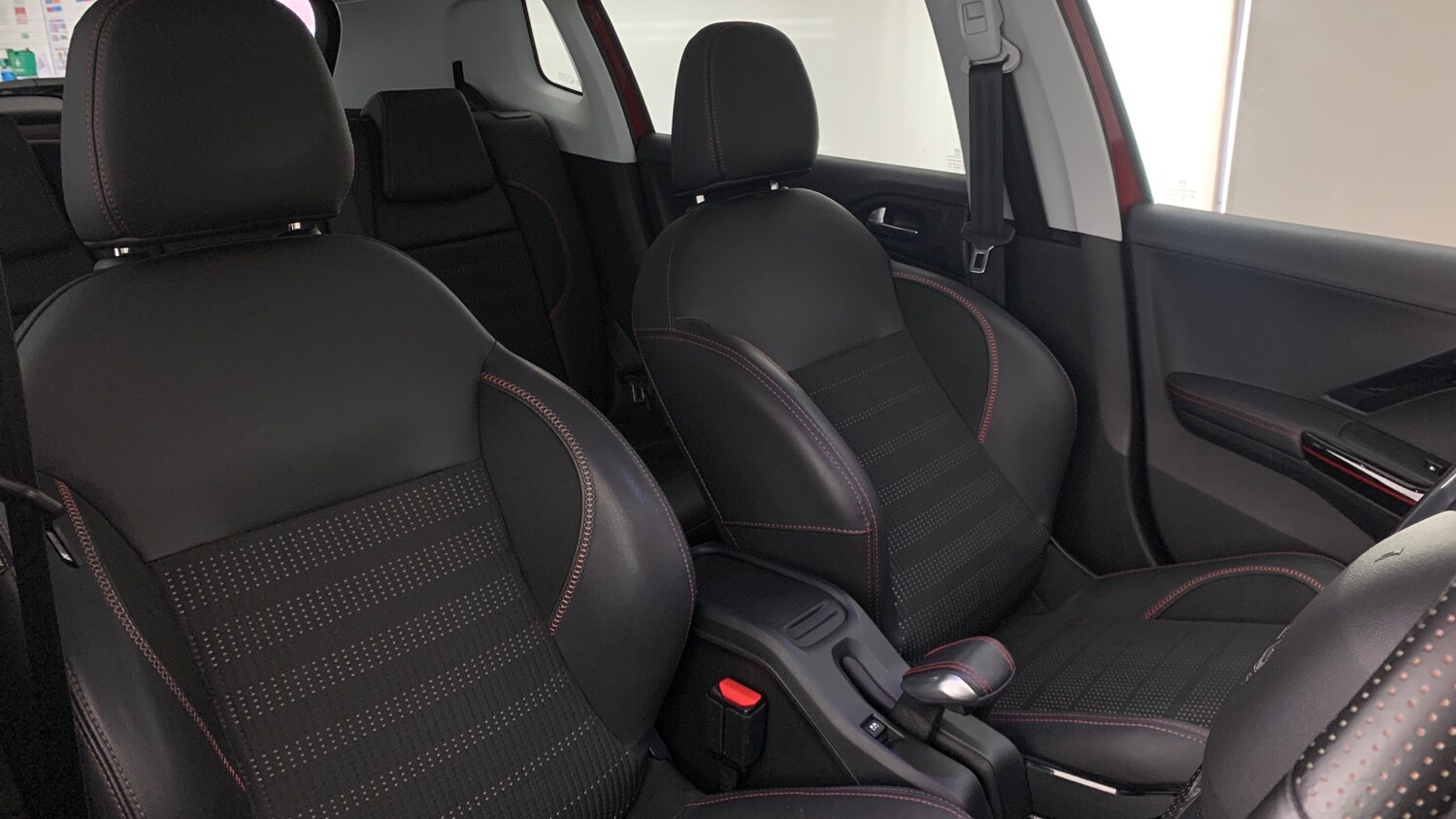 Used Peugeot 2008 2019 for sale - 76139396: Photo 39