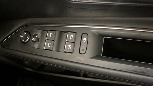 Used Peugeot 3008 2023 for sale - 75292612: Photo 36