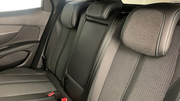 Used Peugeot 3008 2023 for sale - 75292612: Photo 8