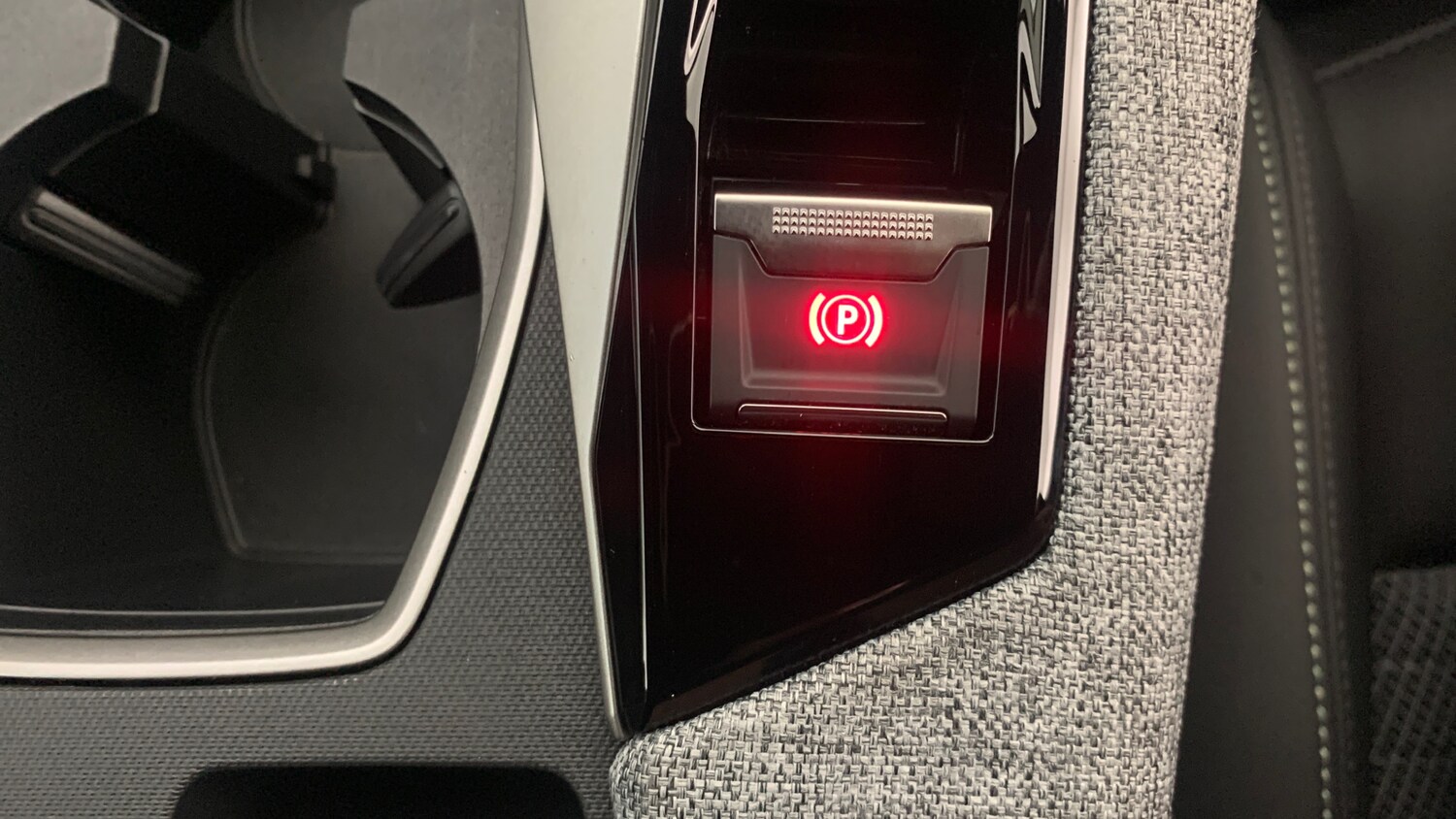 Used Peugeot 3008 2025 for sale - 76359070: Photo 35