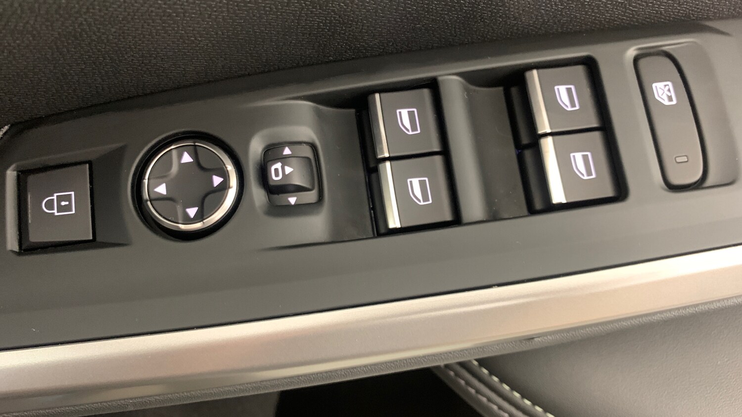 Used Peugeot 3008 2025 for sale - 76359070: Photo 39