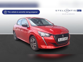 Peugeot - 208