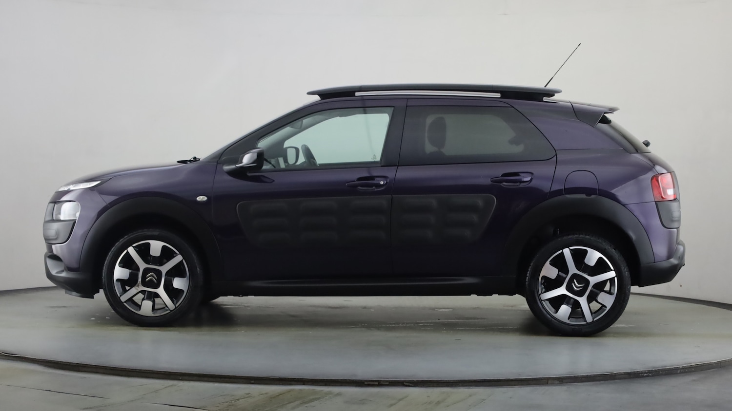 Used Citroen C4 Cactus 2017 for sale - 76372218: Photo 14