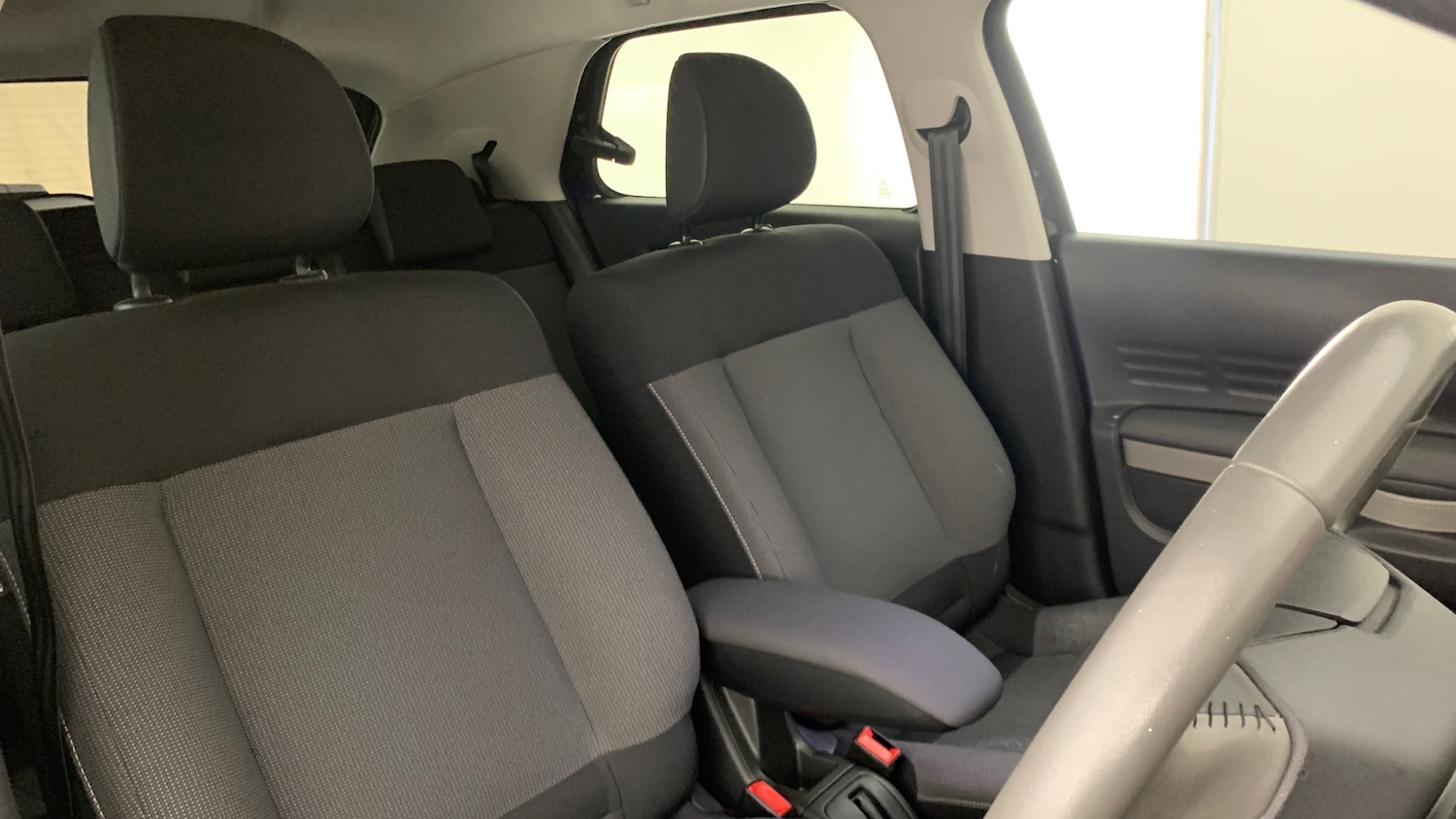 Used Citroen C4 Cactus 2017 for sale - 76372218: Photo 40