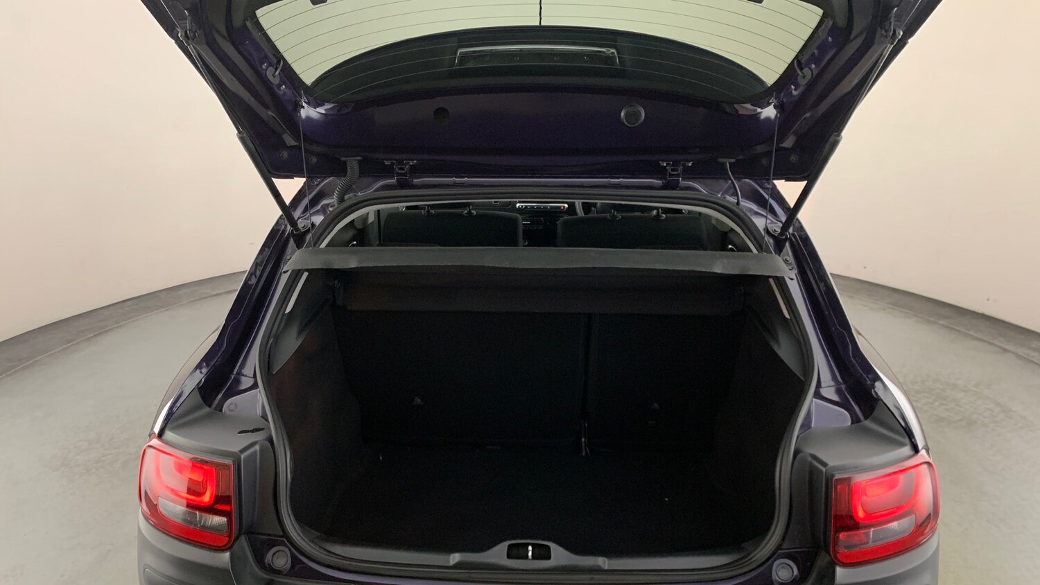 Used Citroen C4 Cactus 2017 for sale - 76372218: Photo 5