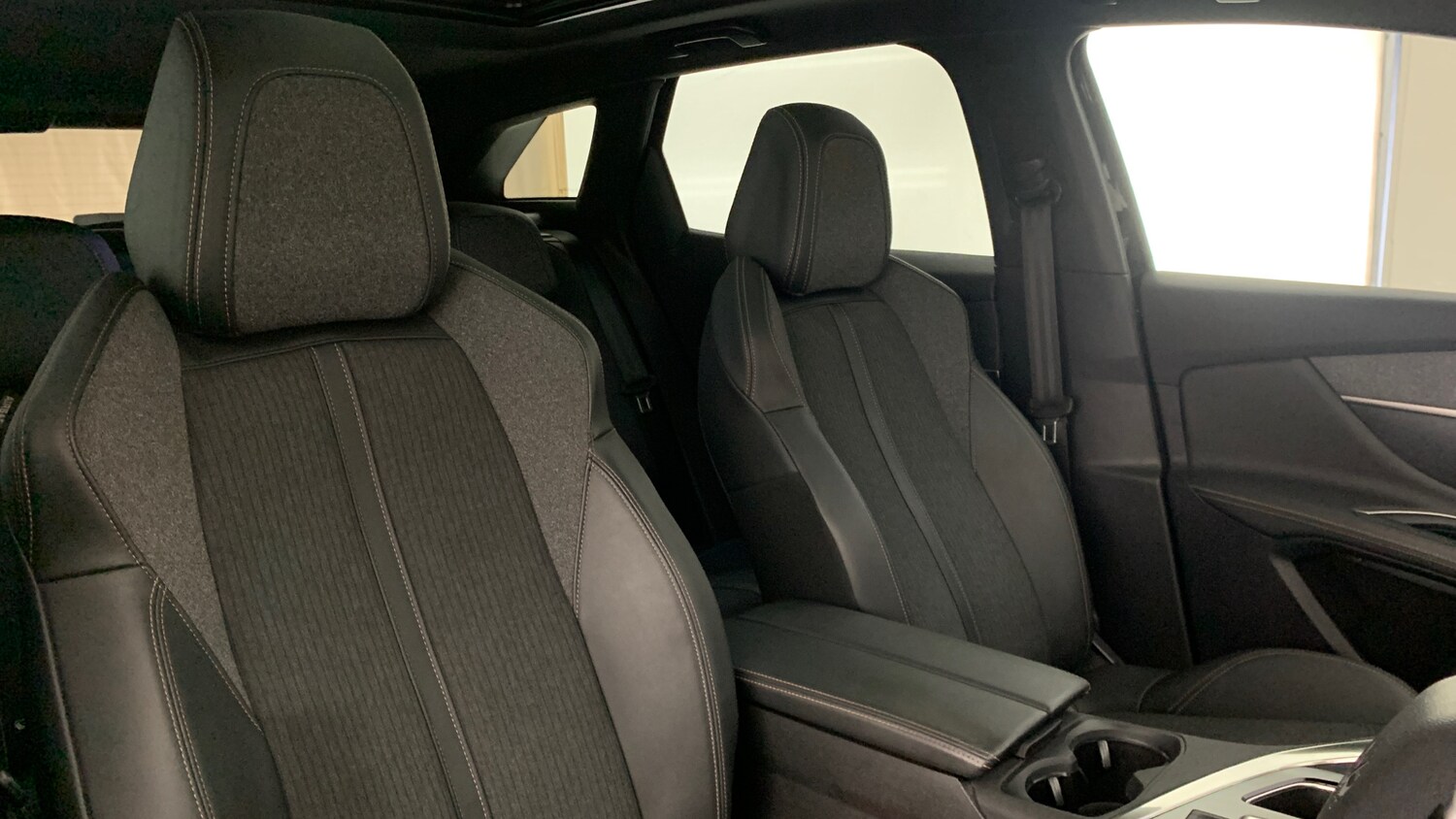 Used Peugeot 3008 2020 for sale - 76260934: Photo 44