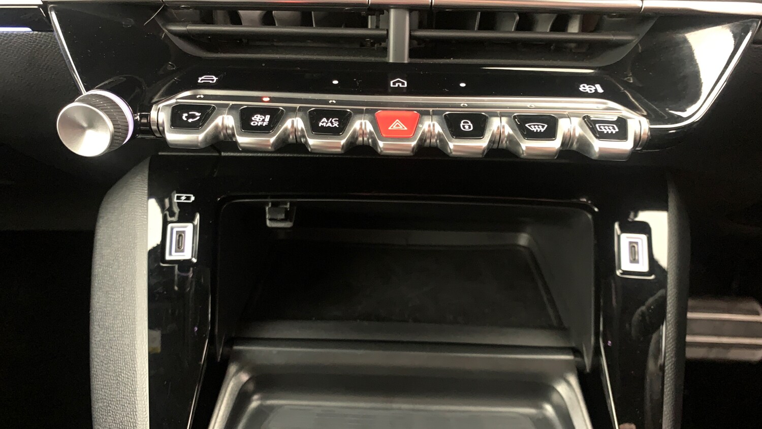 Used Peugeot 2008 2025 for sale - 76359066: Photo 30