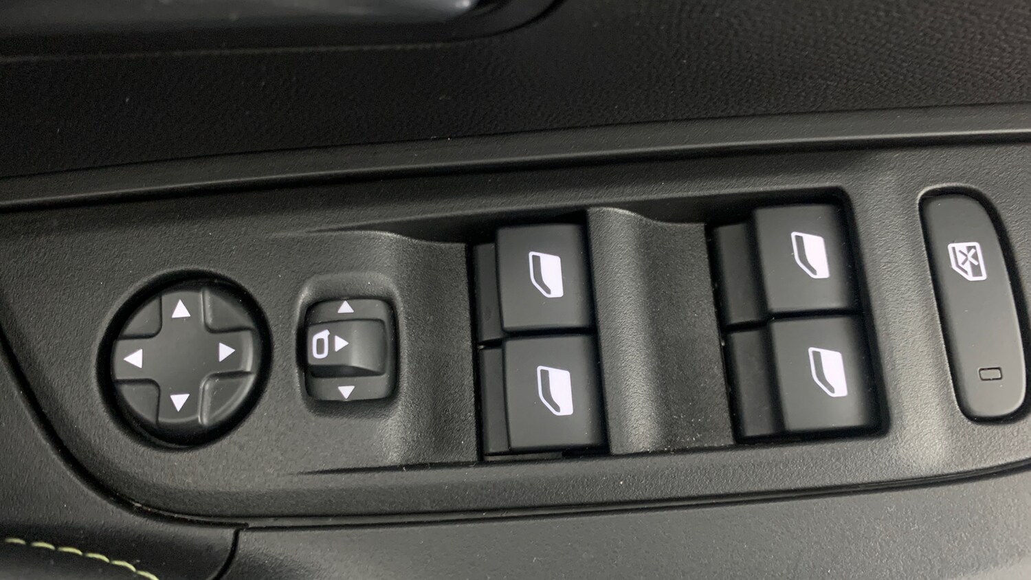 Used Peugeot 2008 2025 for sale - 76359066: Photo 38