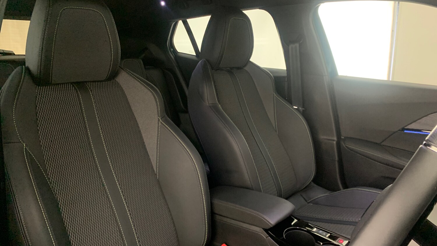 Used Peugeot 2008 2025 for sale - 76359066: Photo 43