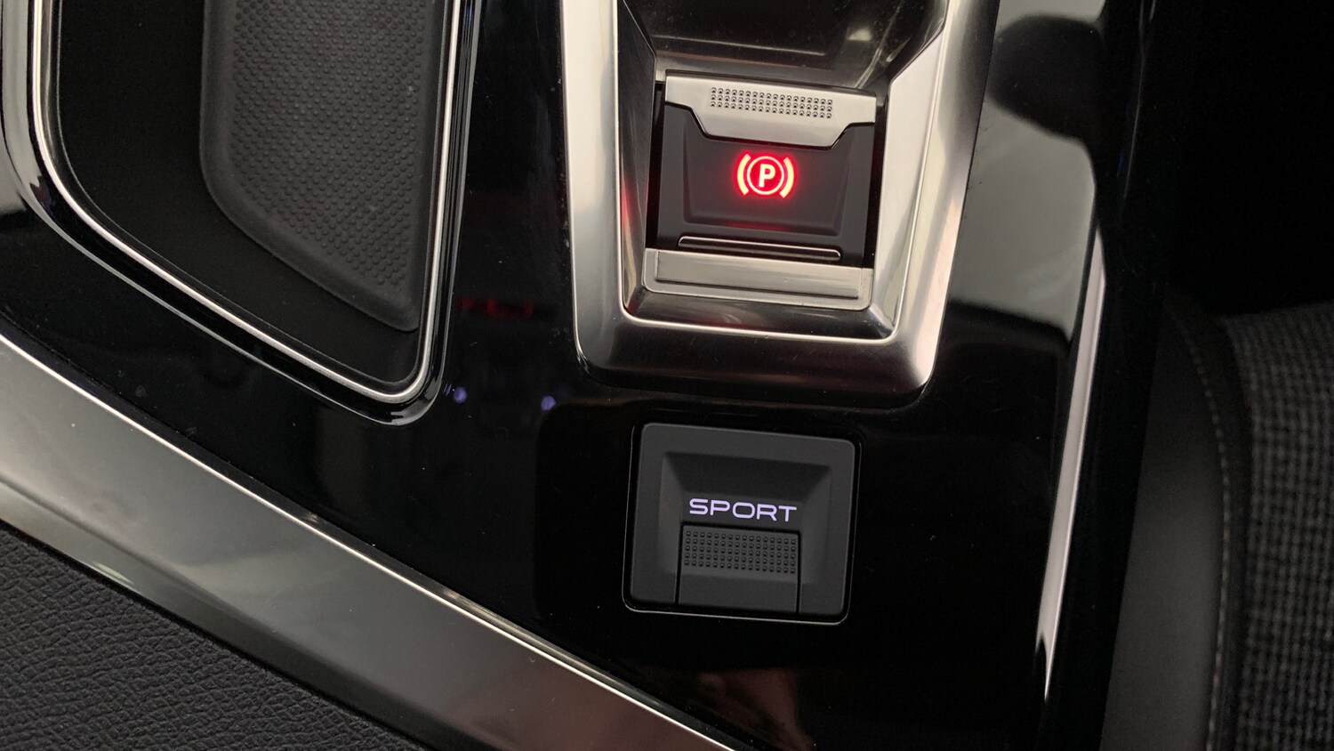 Used Peugeot 3008 2020 for sale - 76389571: Photo 33