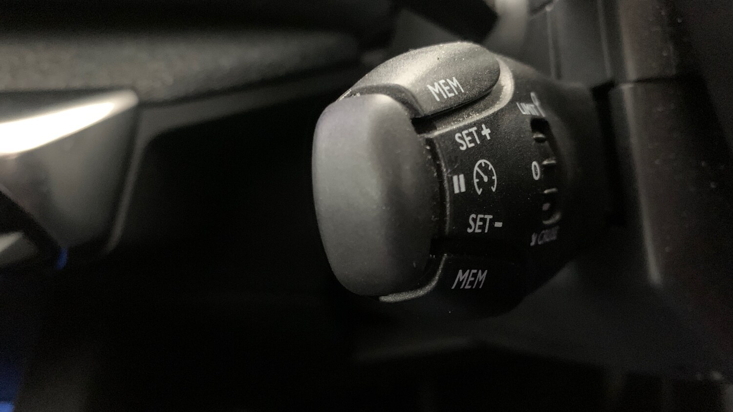 Used Peugeot 3008 2020 for sale - 76389571: Photo 37