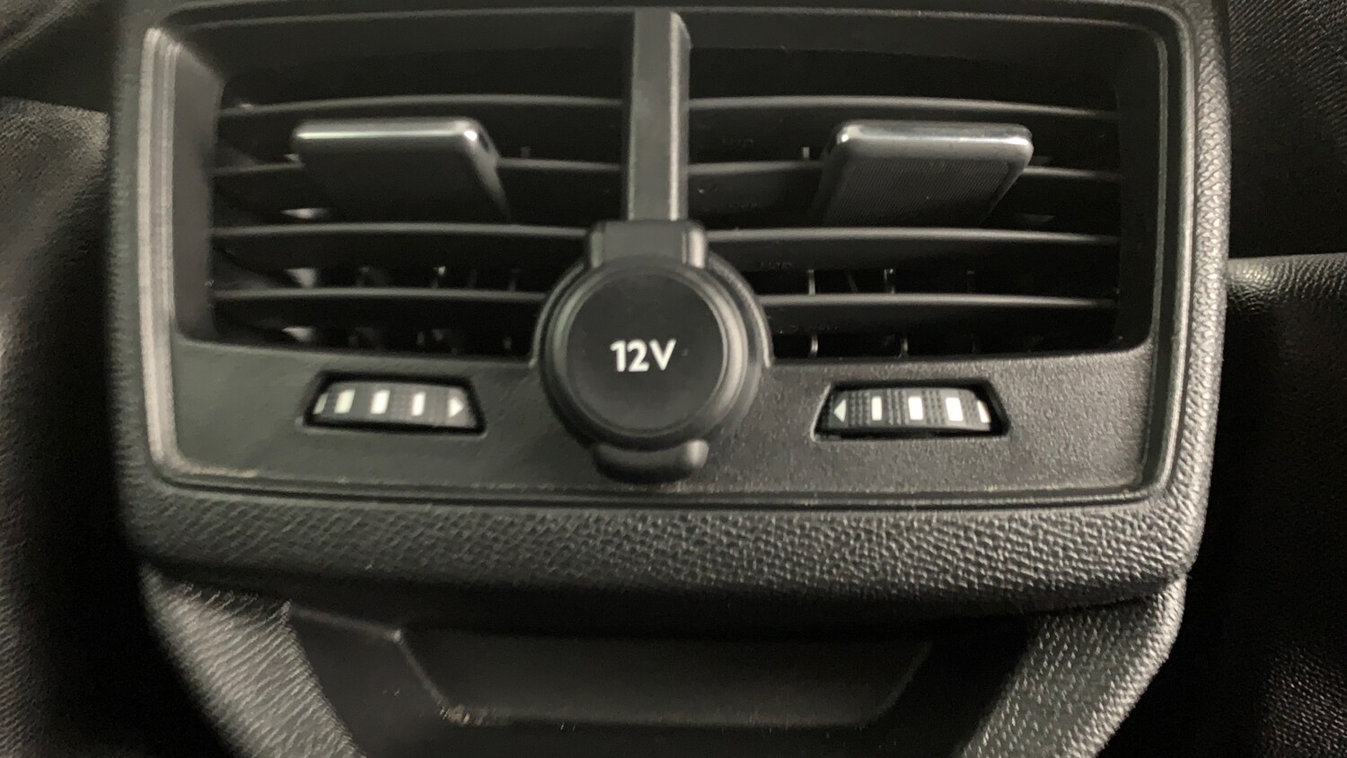 Used Peugeot 3008 2020 for sale - 76389571: Photo 40