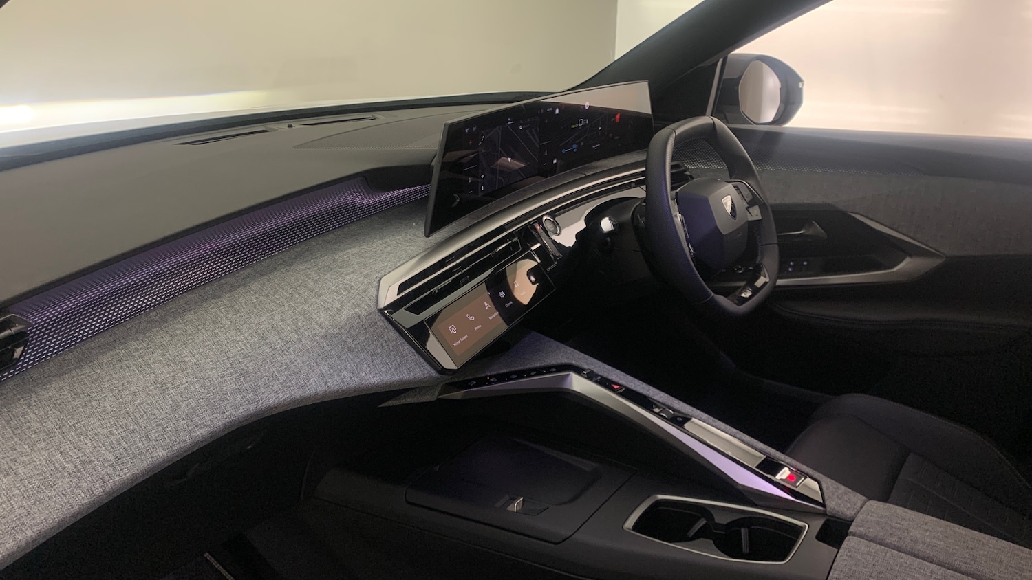 Used Peugeot 3008 2025 for sale - 77052609: Photo 2