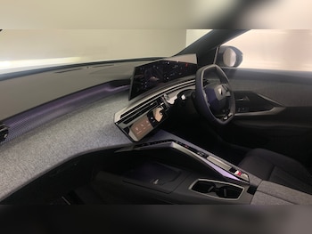 Used Peugeot 3008 2025 for sale - 77052609: Photo