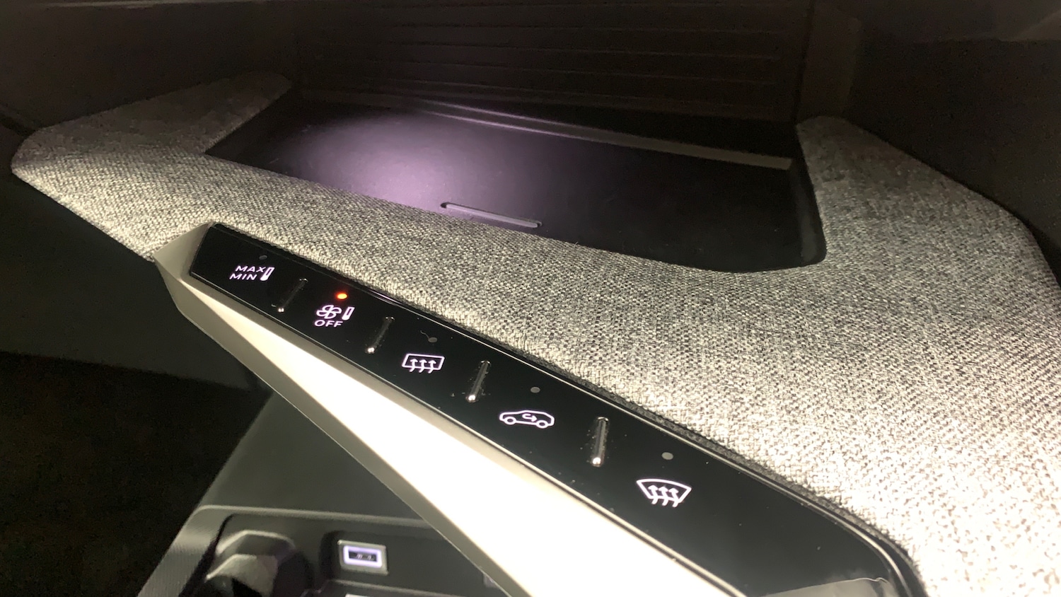 Used Peugeot 3008 2025 for sale - 77052609: Photo 33