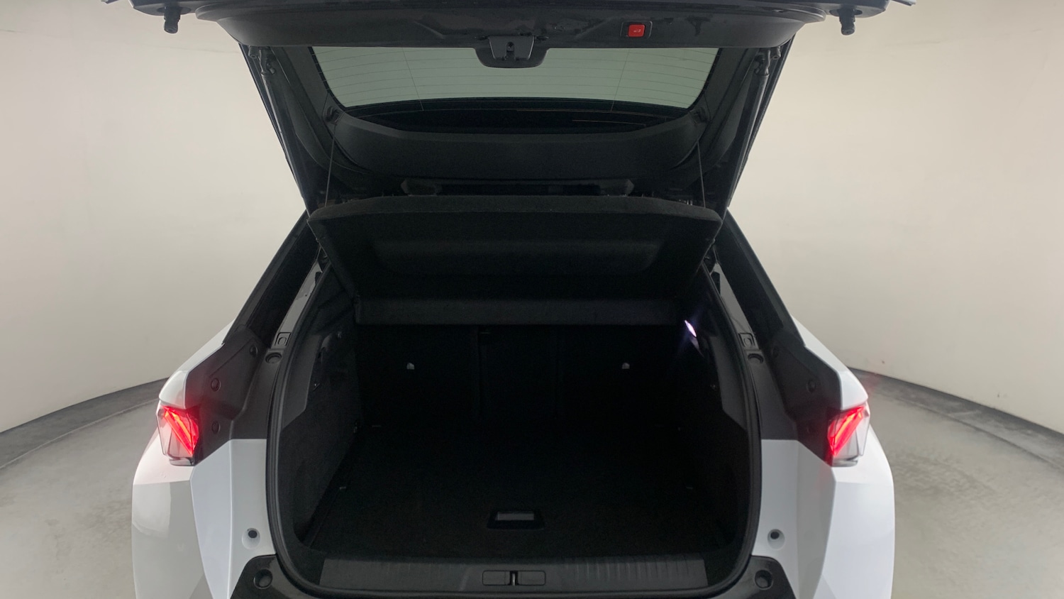 Used Peugeot 3008 2025 for sale - 77052609: Photo 5