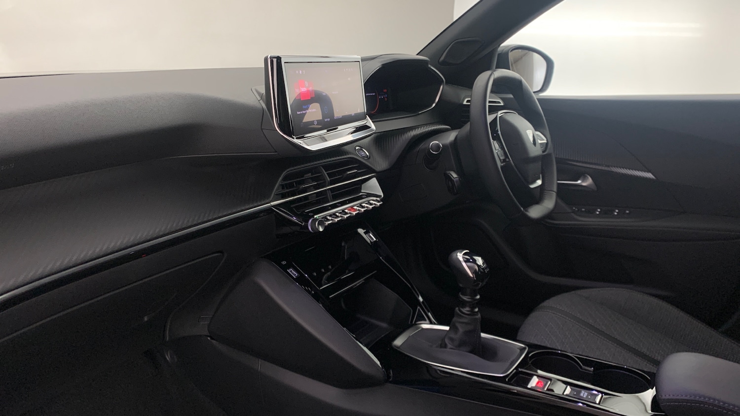 Used Peugeot 2008 2023 for sale - 76190382: Photo 2
