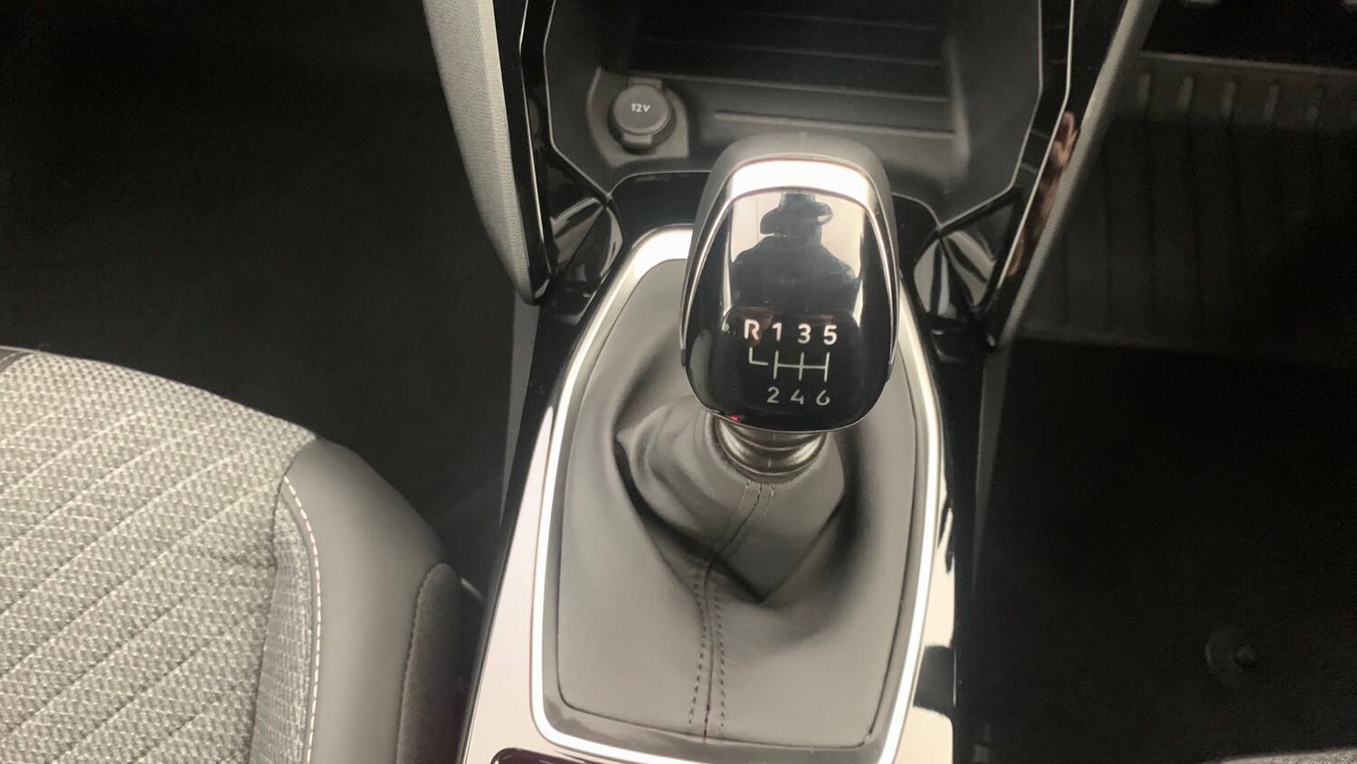 Used Peugeot 2008 2023 for sale - 76190382: Photo 30
