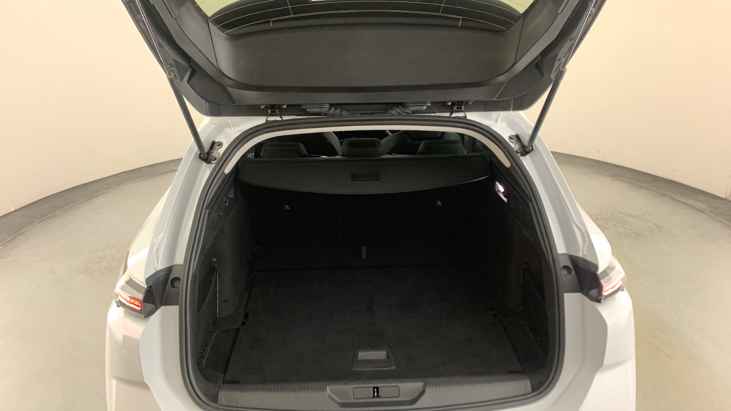 Used Peugeot 308 SW 2024 for sale - 77672534: Photo 5