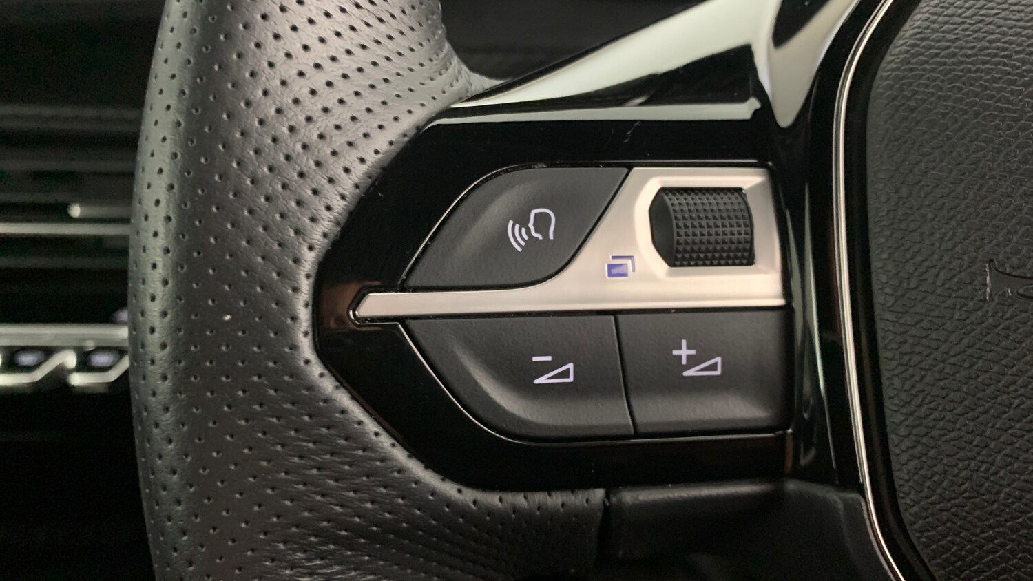 Used Peugeot 2008 2024 for sale - 77280462: Photo 19