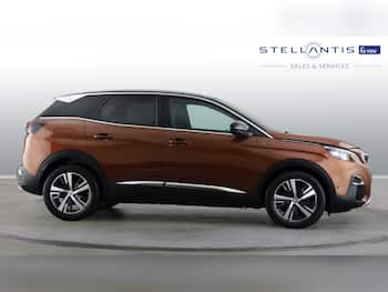 Used Peugeot 3008 2017 for sale - 79768100: Photo