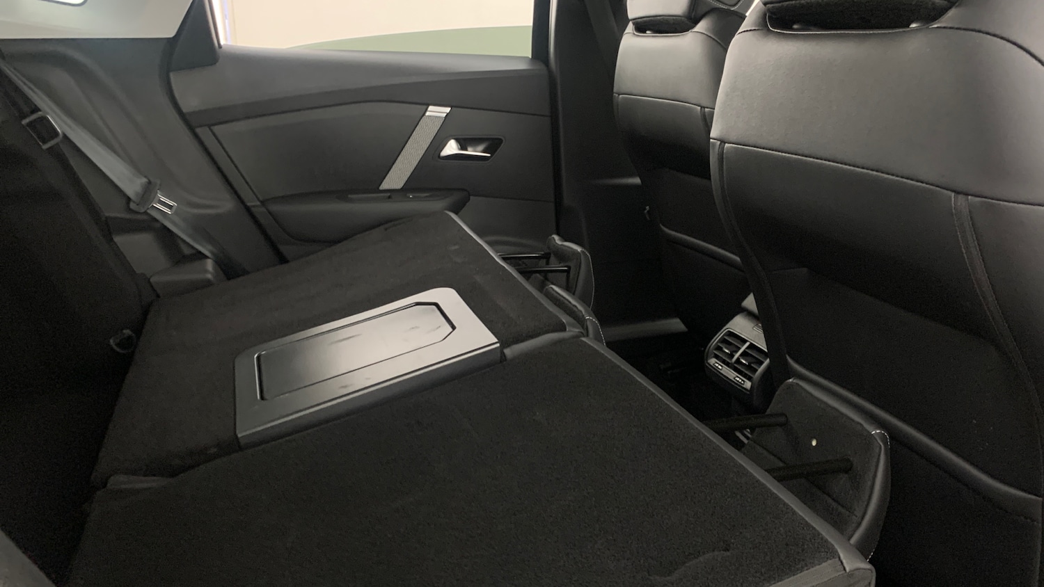 Used Citroen C4 X 2024 for sale - 77626898: Photo 37