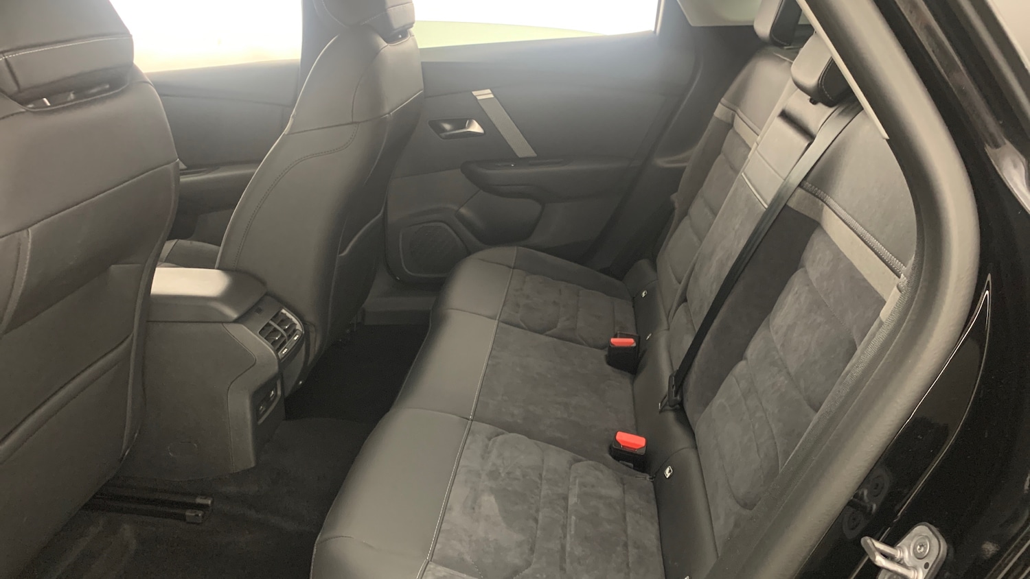 Used Citroen C4 X 2024 for sale - 77626898: Photo 40