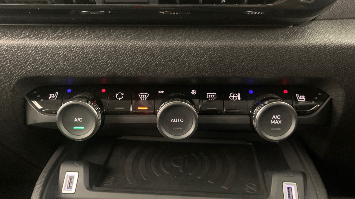 Used Citroen C4 X 2024 for sale - 77626898: Photo 60