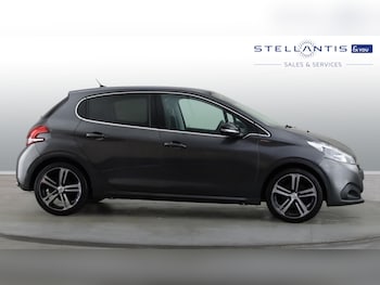 Used Peugeot 208 2019 for sale - 78417990: Photo