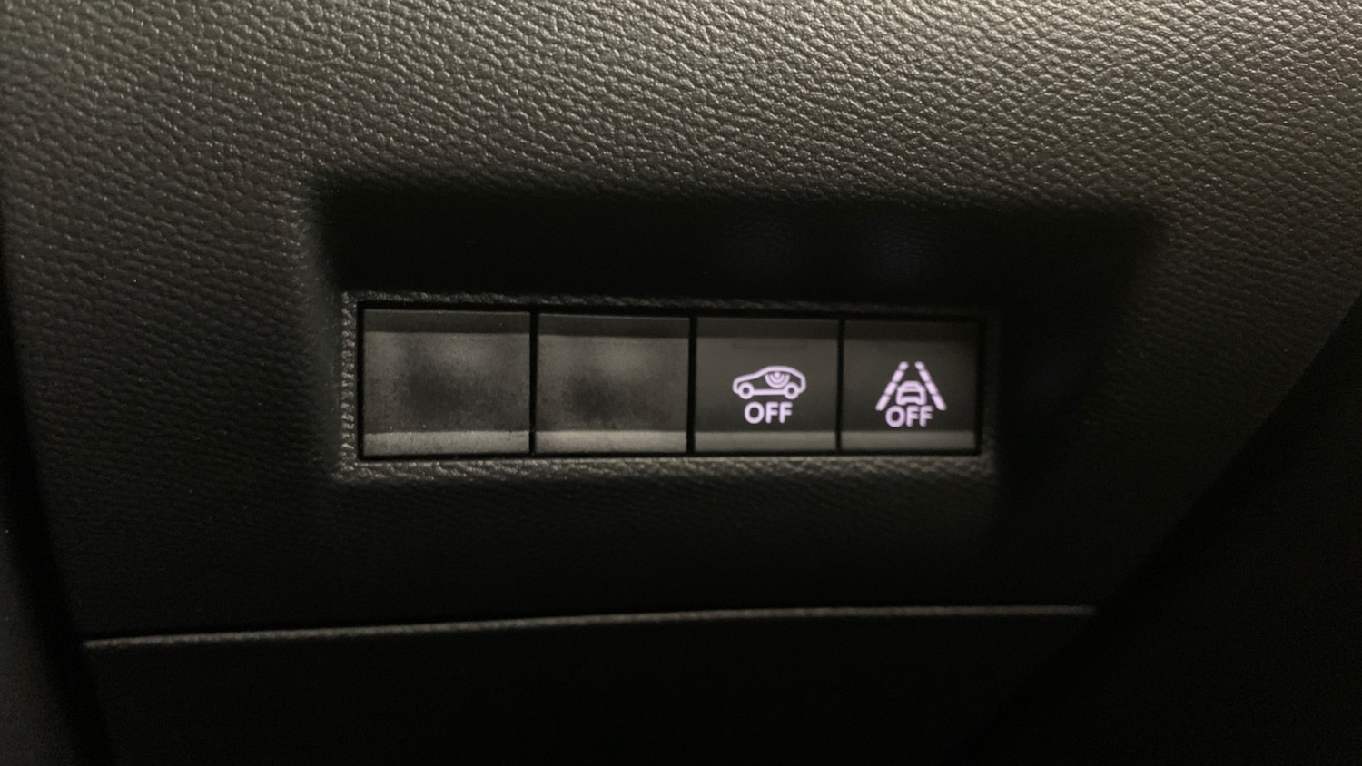 Used Peugeot 2008 2020 for sale - 76887932: Photo 20