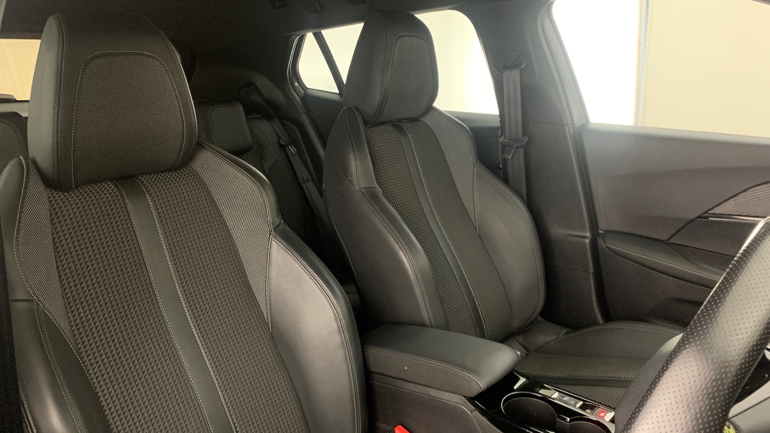 Used Peugeot 2008 2020 for sale - 76887932: Photo 44