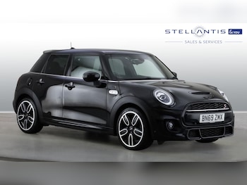 Used MINI Hatch 2019 for sale - 77346161: Photo