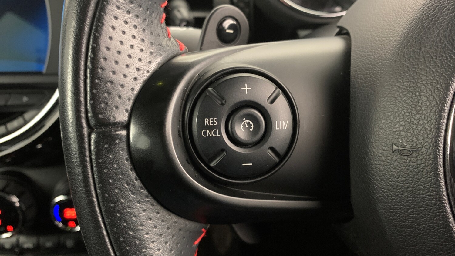 Used MINI Hatch 2019 for sale - 77346161: Photo 20