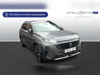 Peugeot - 5008