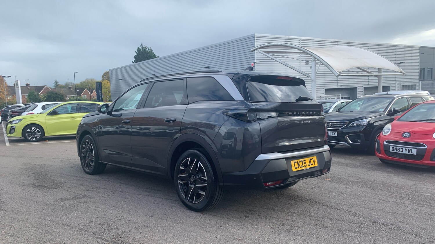 Used Peugeot 5008 2025 for sale - 76190386: Photo 5