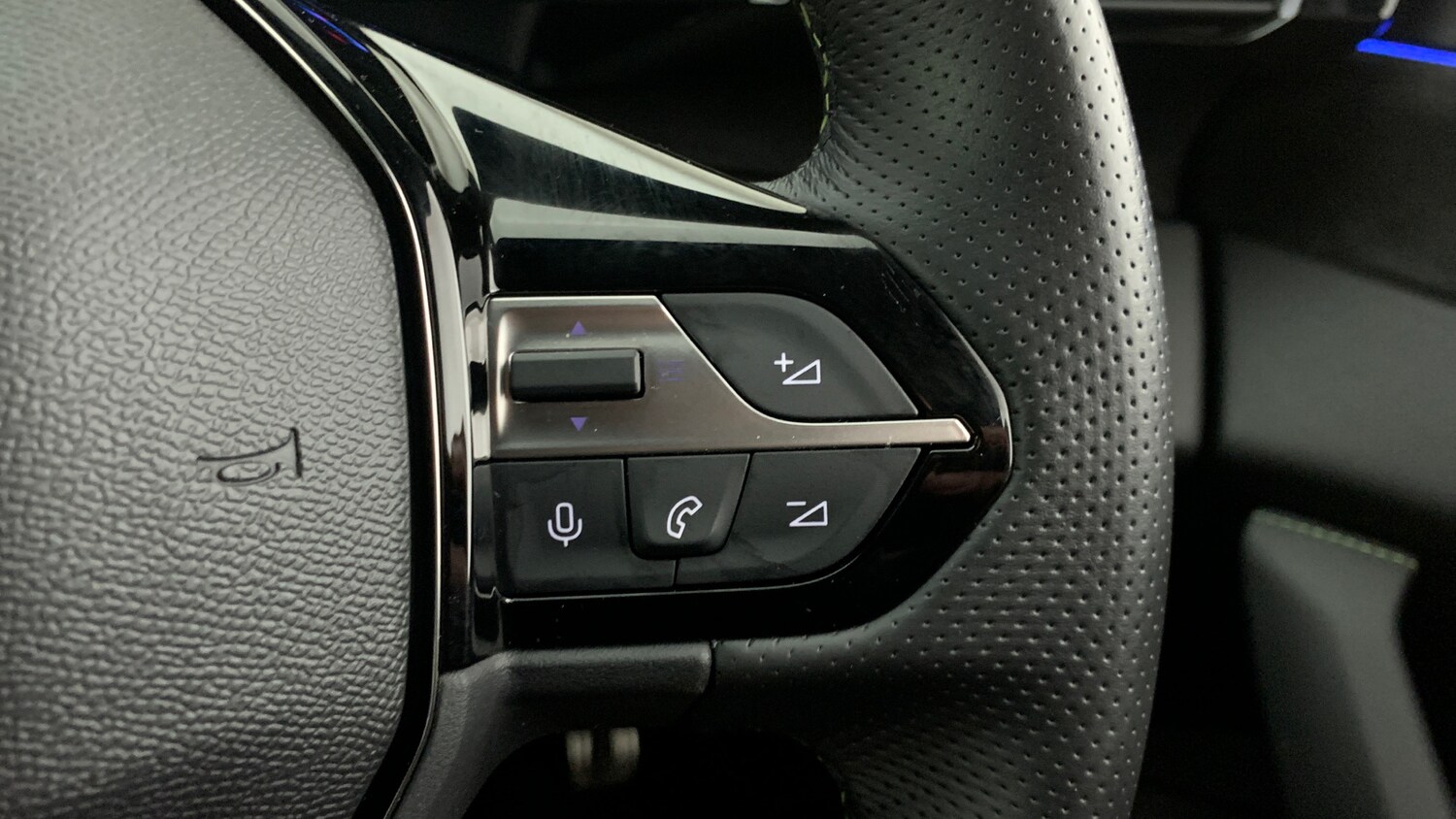 Used Peugeot 308 SW 2024 for sale - 76840350: Photo 19