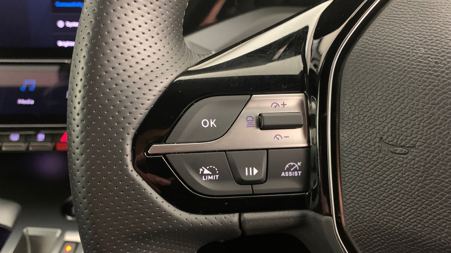 Used Peugeot 308 SW 2024 for sale - 76840350: Photo 20