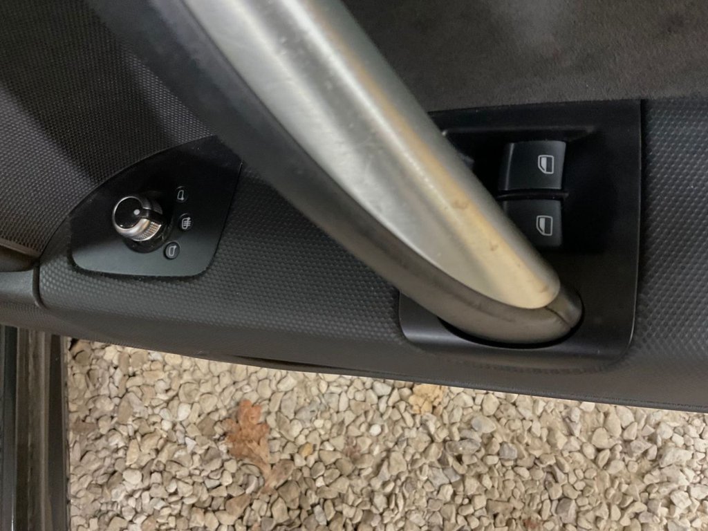 Used Audi TT 2013 for sale - 77276089: Photo 12