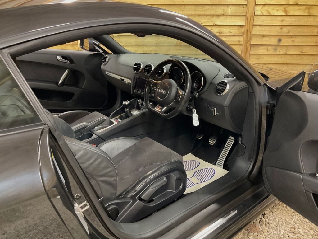 Used Audi TT 2013 for sale - 77276089: Photo 15