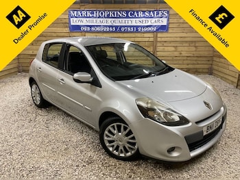 2011 (11) - 1.2 TCe Dynamique TomTom Hatchback 5dr Petrol Manual Euro 5 (100 ps)
