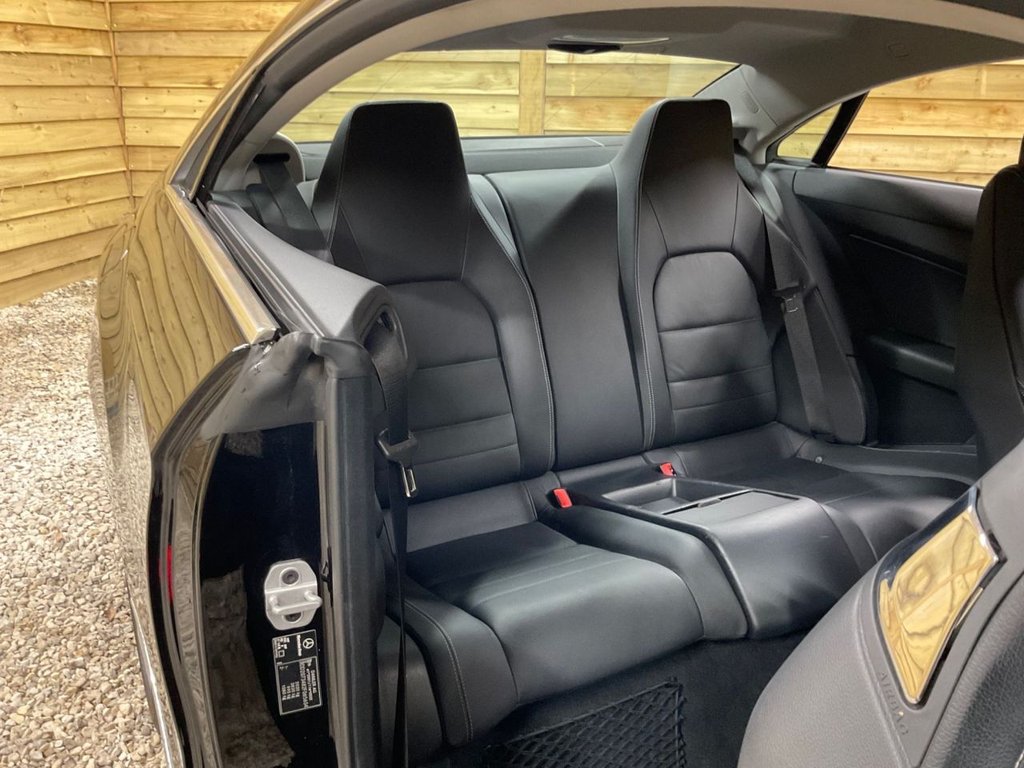 Used Mercedes-Benz E Class 2010 for sale - 77161941: Photo 21