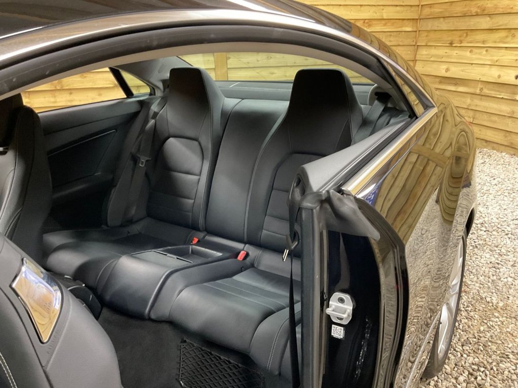 Used Mercedes-Benz E Class 2010 for sale - 77161941: Photo 28