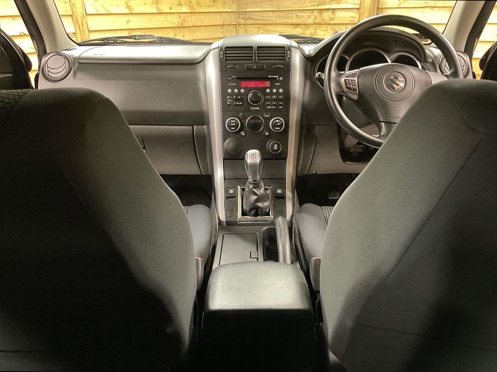 Used Suzuki Grand Vitara 2013 for sale - 77660137: Photo 26