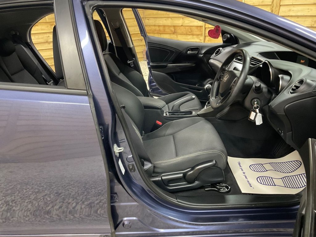 Used Honda Civic 2015 for sale - 76080757: Photo 12