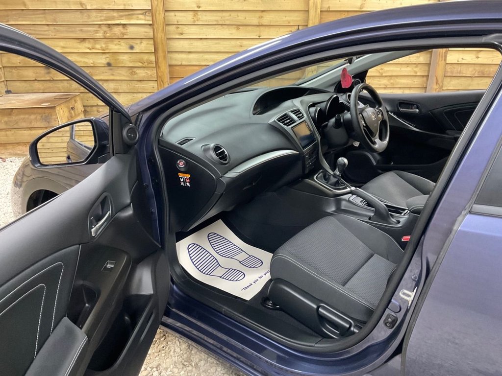 Used Honda Civic 2015 for sale - 76080757: Photo 18