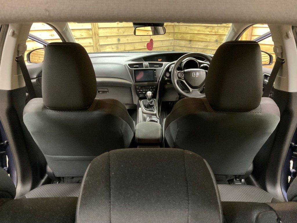 Used Honda Civic 2015 for sale - 76080757: Photo 24