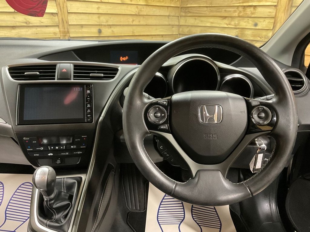 Used Honda Civic 2015 for sale - 76080757: Photo 26